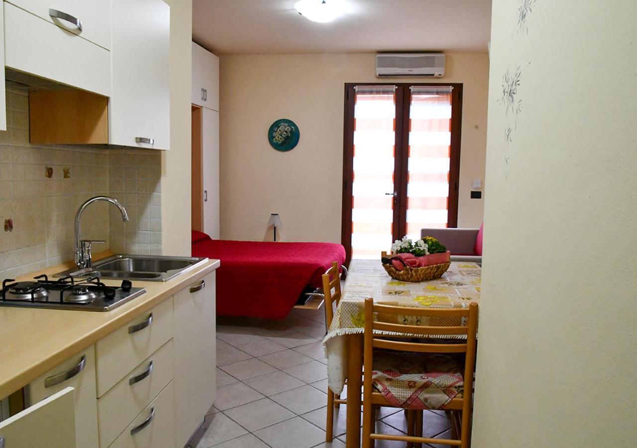 Gli Angeli Agriturismo Villa Cisano sul Neva Екстериор снимка