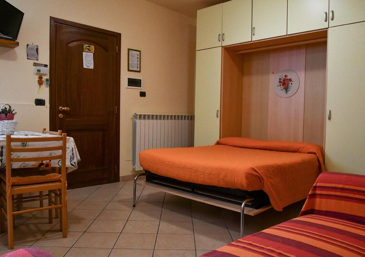 Gli Angeli Agriturismo Villa Cisano sul Neva Екстериор снимка