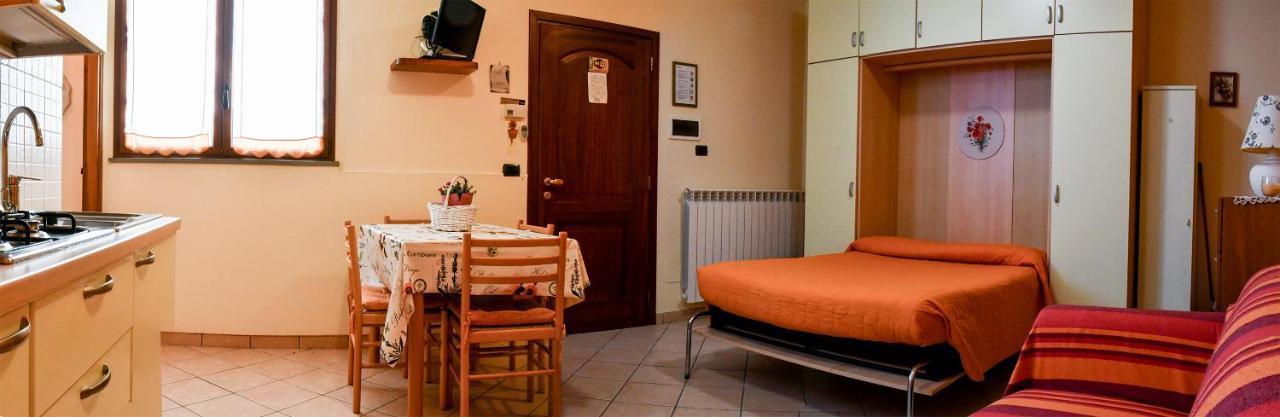 Gli Angeli Agriturismo Villa Cisano sul Neva Екстериор снимка