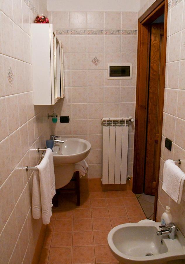 Gli Angeli Agriturismo Villa Cisano sul Neva Екстериор снимка