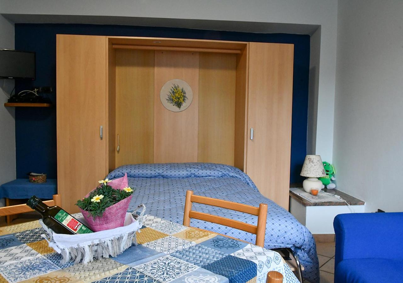 Gli Angeli Agriturismo Villa Cisano sul Neva Екстериор снимка