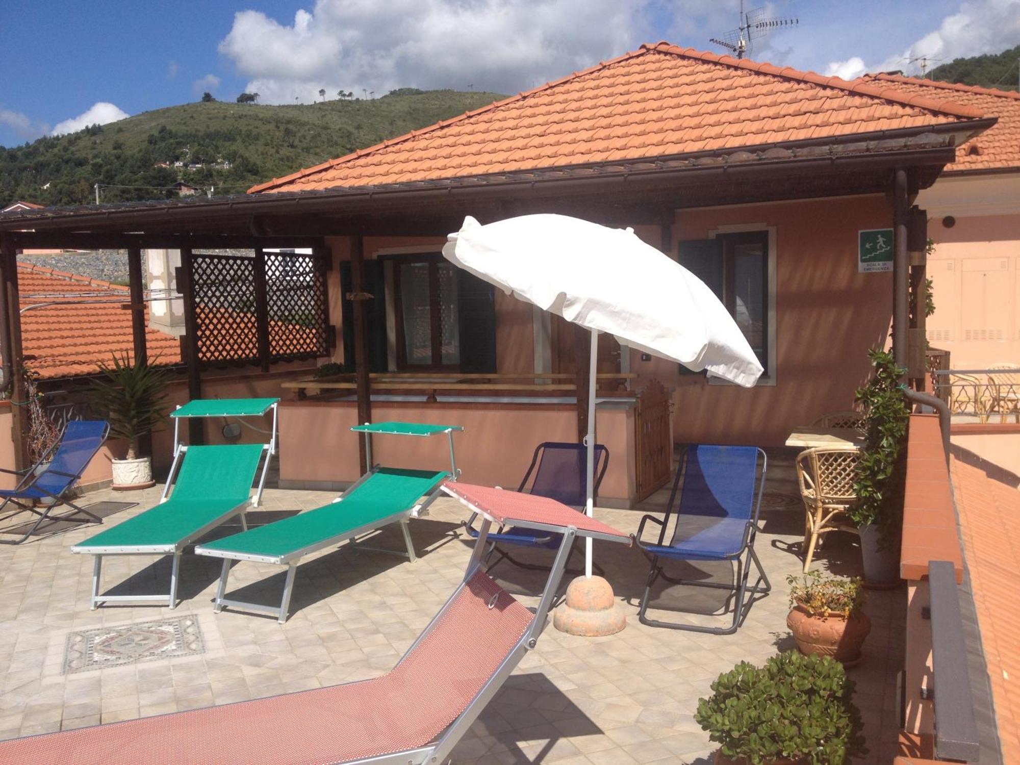 Gli Angeli Agriturismo Villa Cisano sul Neva Екстериор снимка